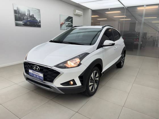 HYUNDAI HB20X 1.6 16V FLEX EVOLUTION AUTOMÁTICO HYUNDAI HB20X 1.6 16V FLEX EVOLUTION AUTOMÁTICO